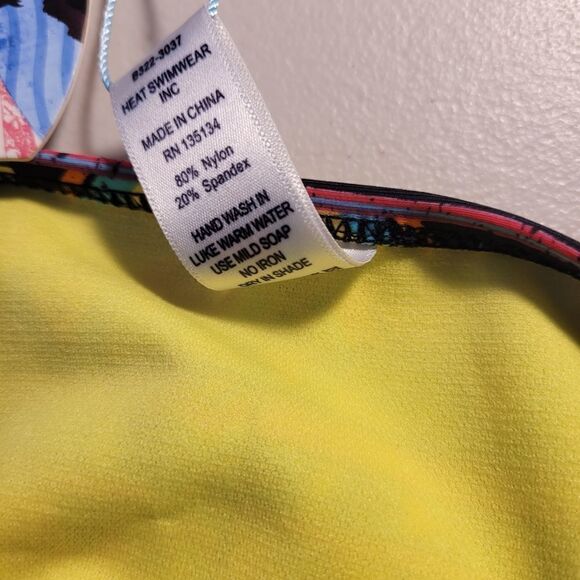 Bingo Surf bikini Bottoms set of ( 2 ) small NWT - Picture 10 of 11